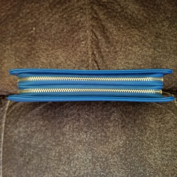 Large Wallet - Picture 3 of 3